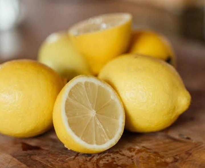 విశాఖలో కేజీ నిమ్మకాయలు రూ.110