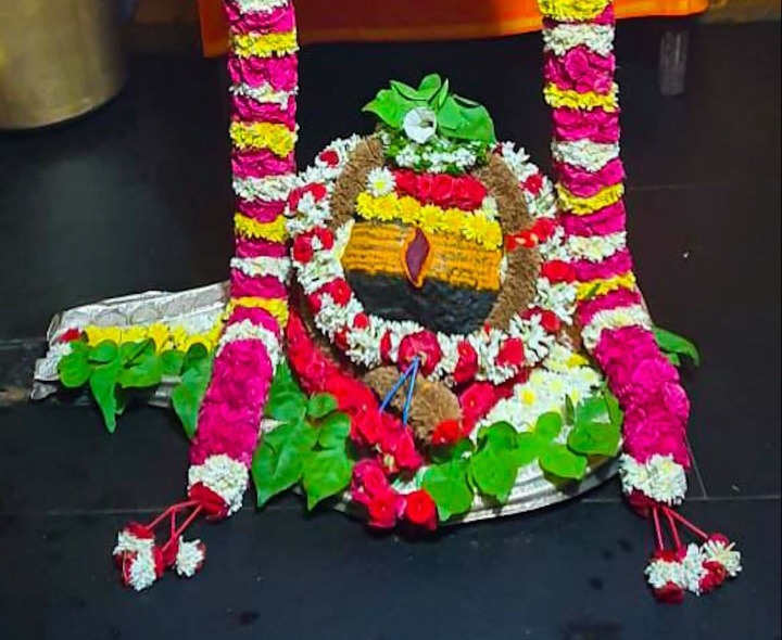 విశేష అలంకరణలో బుగ్గ రామలింగేశ్వరస్వామి దర్శనం