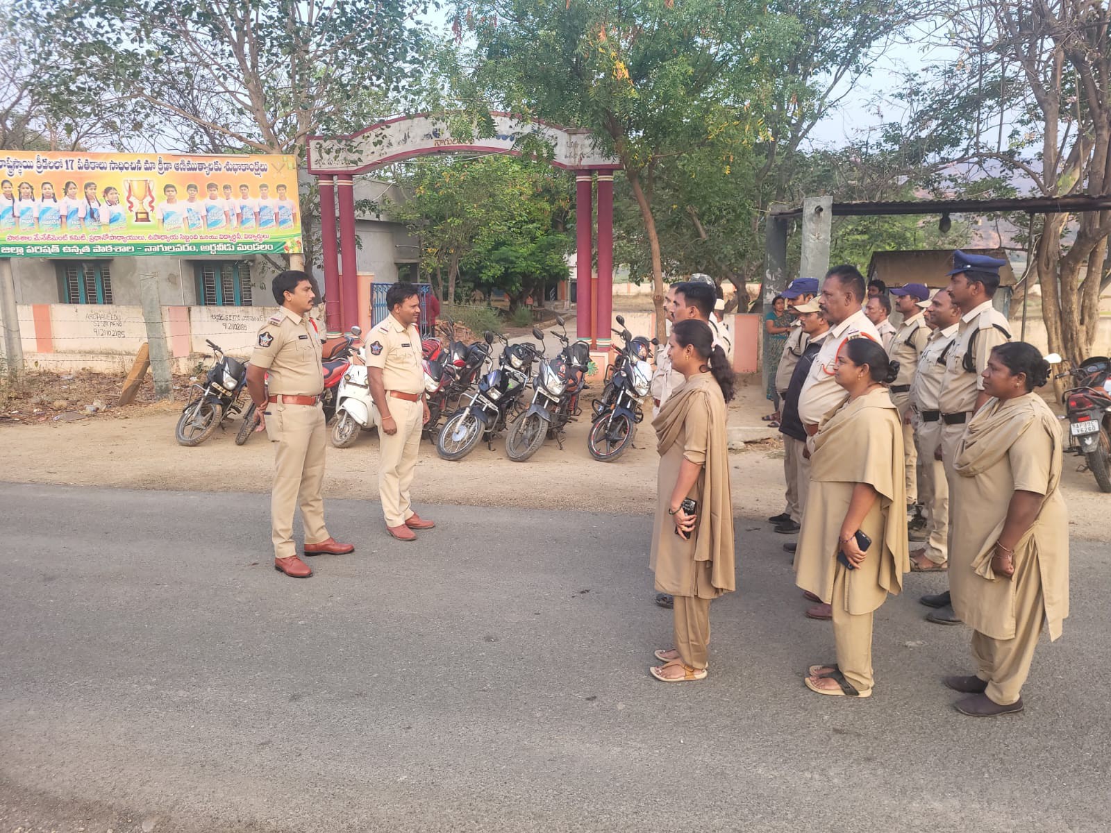 నాగులవరంలో కార్డన్ సెర్చ్ నిర్వహణ