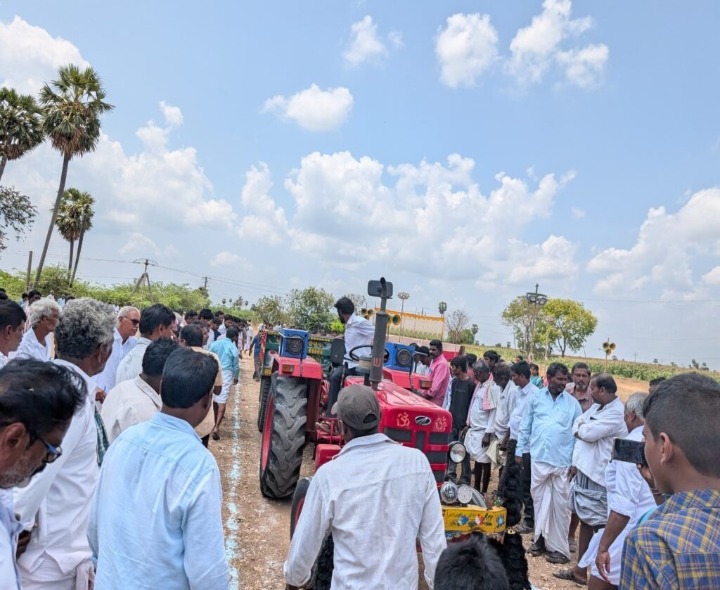 ఈనెల 27న ట్రాక్టర్ రివర్స్ పోటీలు