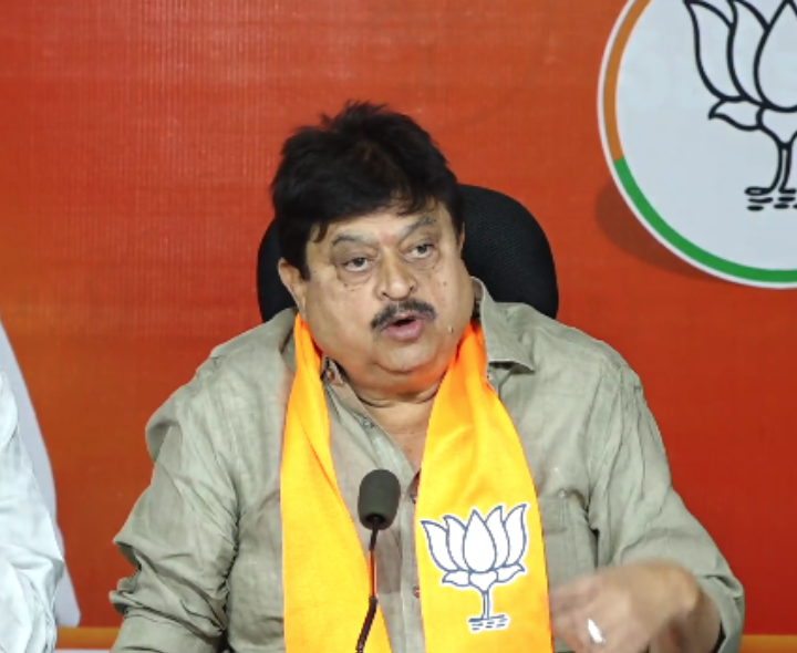 అసెంబ్లీ ముట్టడి.. T.BJP చీఫ్ అరెస్ట్