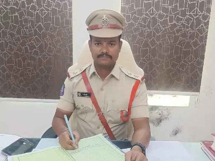 నవాబుపేట నూతన ఎస్సైగా బాధ్యతలు స్వీకరణ