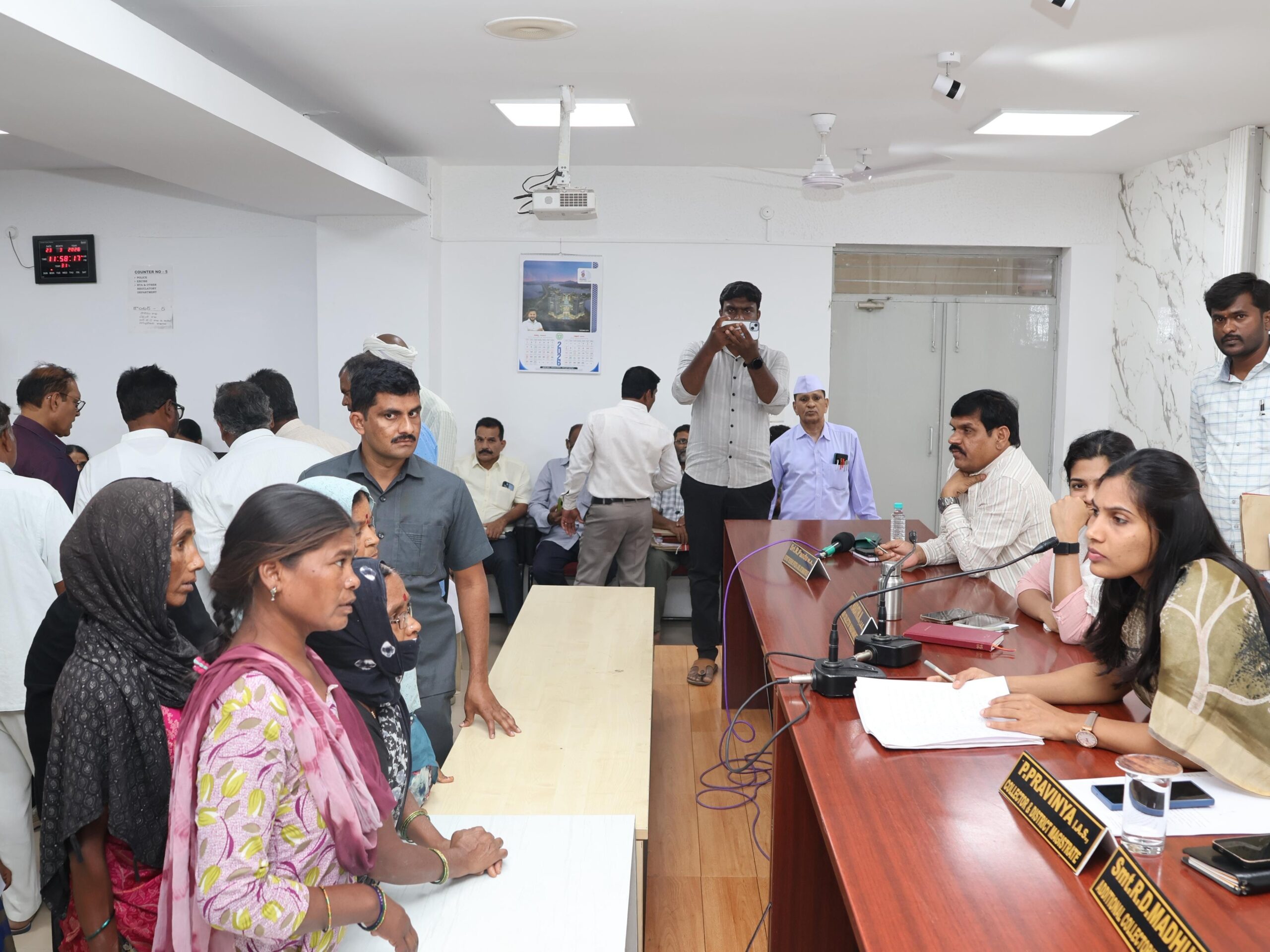 ప్రజావాణిలో 49 ఫిర్యాదులు