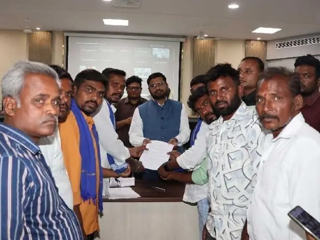 రైతులకు సాగునీరు అందించాలని డిమాండ్