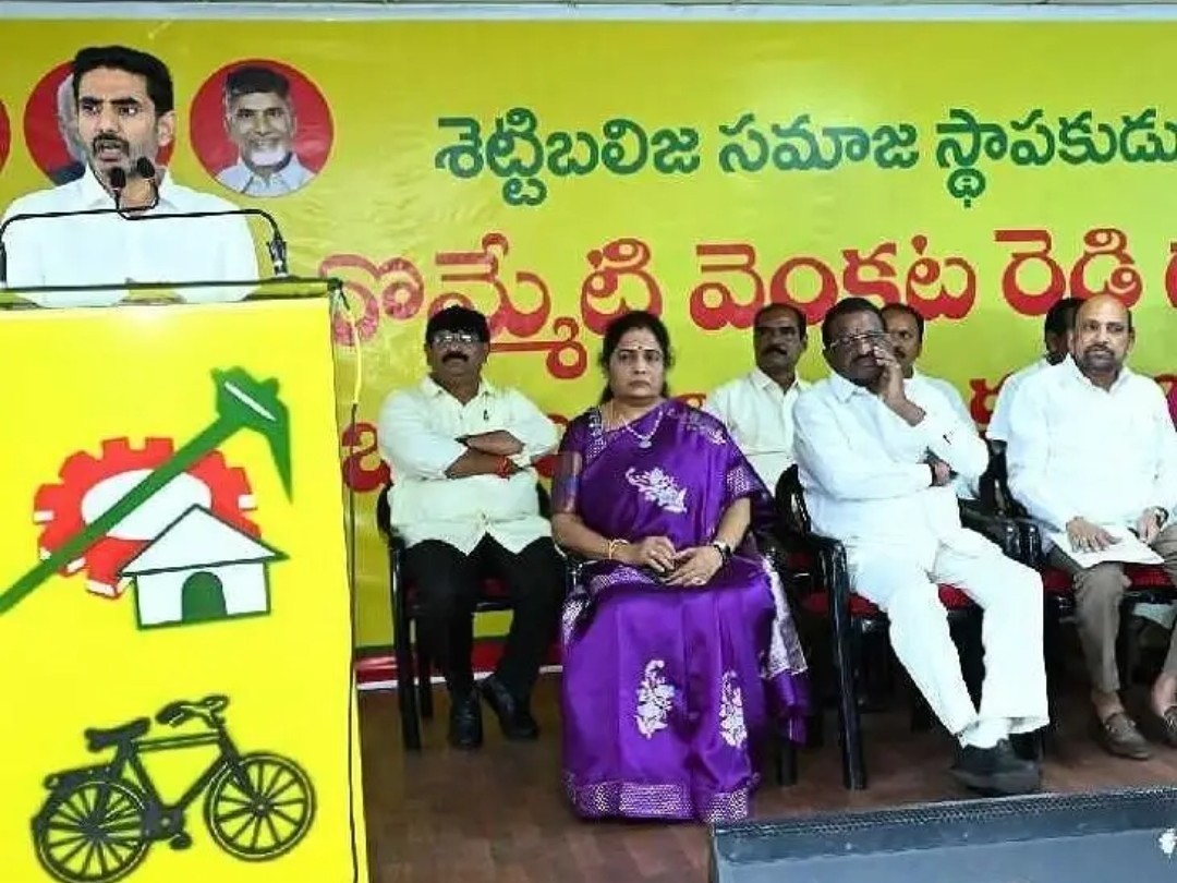 ‘YCP పాలనలో బీసీలపై వేధింపులు’