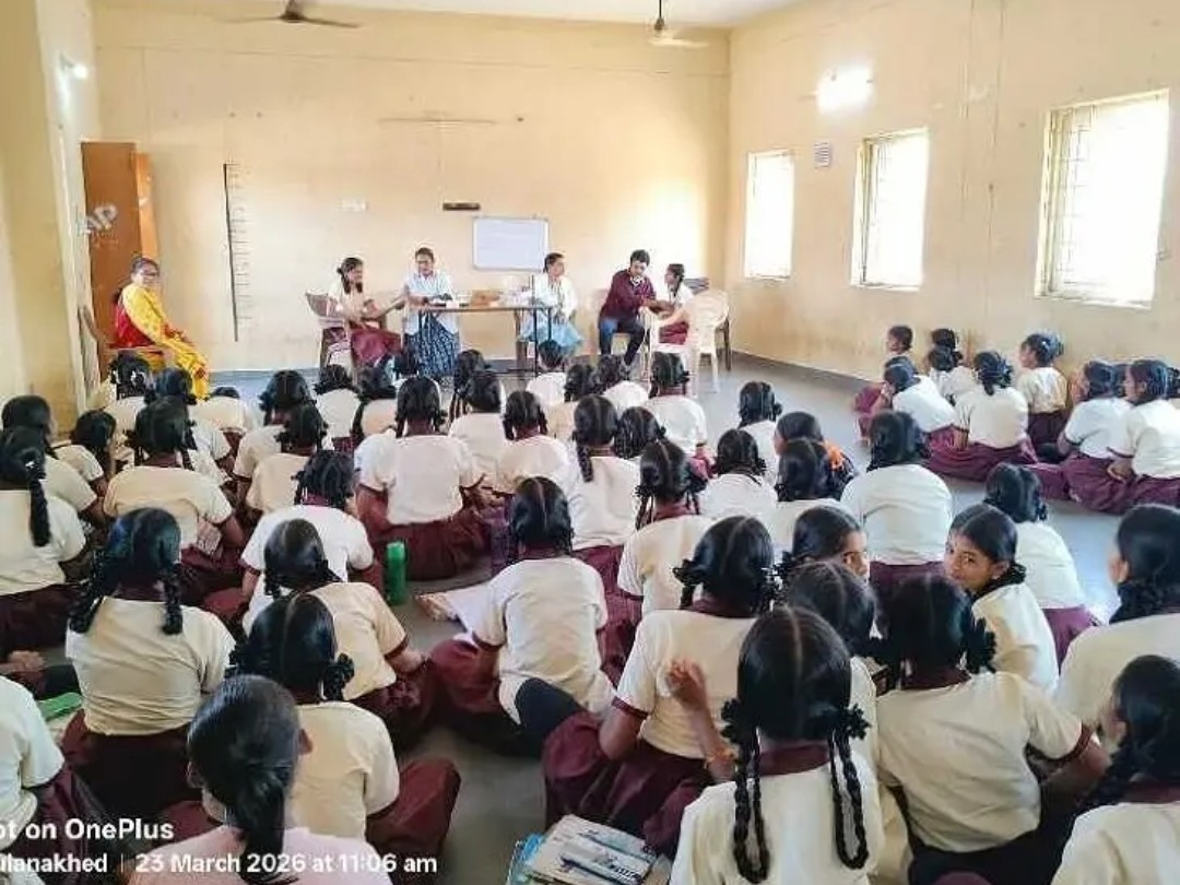గురుకుల పాఠశాలలో ప్రత్యేక వైద్య సేవలు