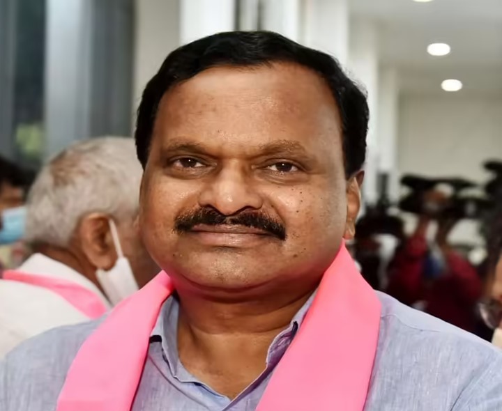 రుణ కాల పరిమితి పెంచింది: బీఆర్ఎస్ ఎమ్మెల్సీ