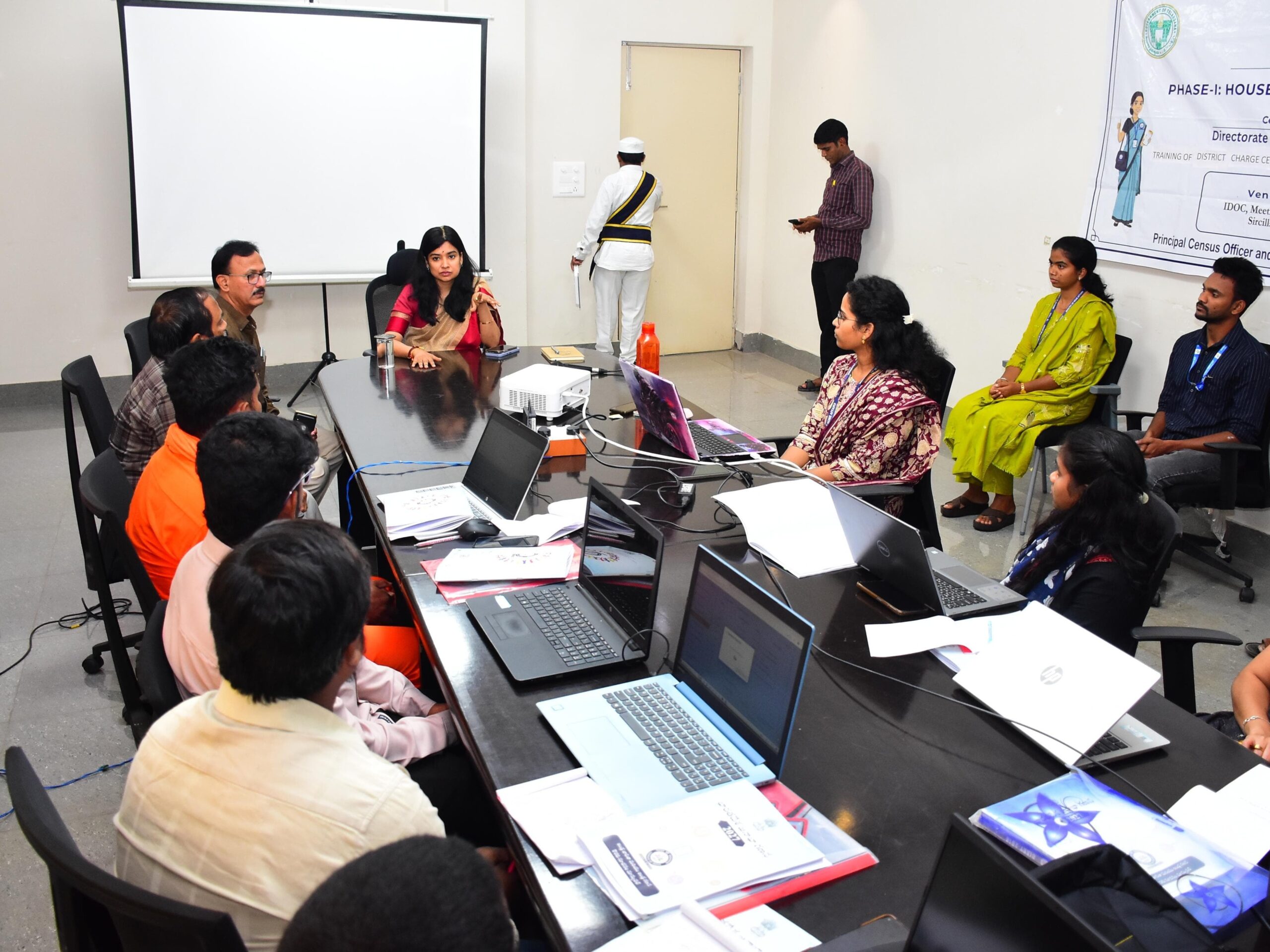 ‘ఆదేశాలకు అనుగుణంగా జన గణన చేయాలి’