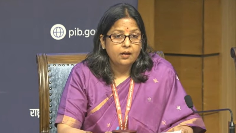 10 కిలోల ఎల్పీజీ సిలిండర్ల వార్తలు.. క్లారిటీ