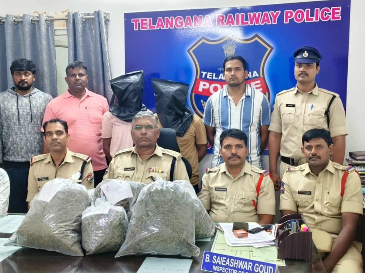 గంజాయి అక్రమ రవాణాపై రైల్వే పోలీసుల ఉక్కు పాదం