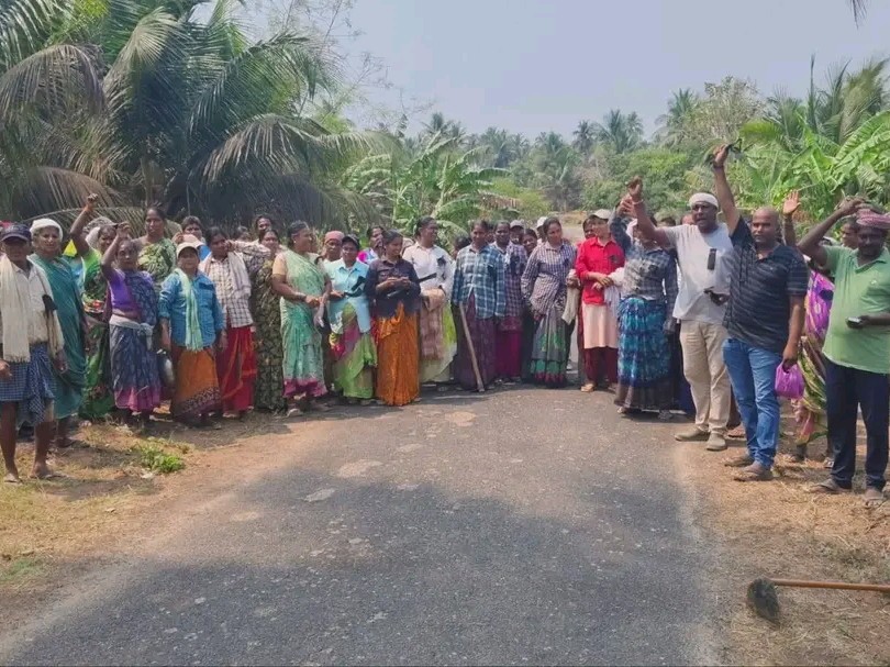 ‘కార్గో ఎయిర్‌పోర్ట్‌కు వ్యతిరేకంగా నిరసన’