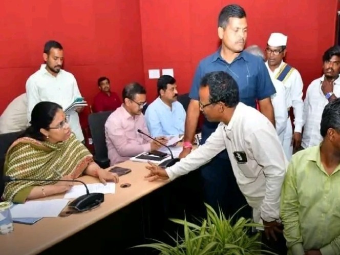 చెరువుల ఆక్రమణలపై కలెక్టర్ సీరియస్