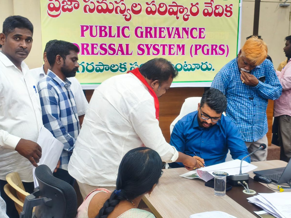 గణేష్ నగర్‌లో ఆక్రమిత స్థలం విముక్తి కోరుతూ ఫిర్యాదు