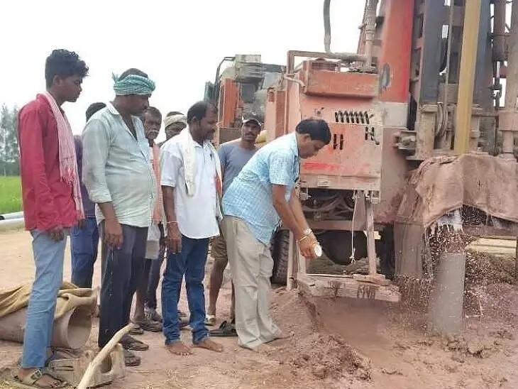 ఎన్నికల హామీ నెరవేర్చిన సర్పంచ్