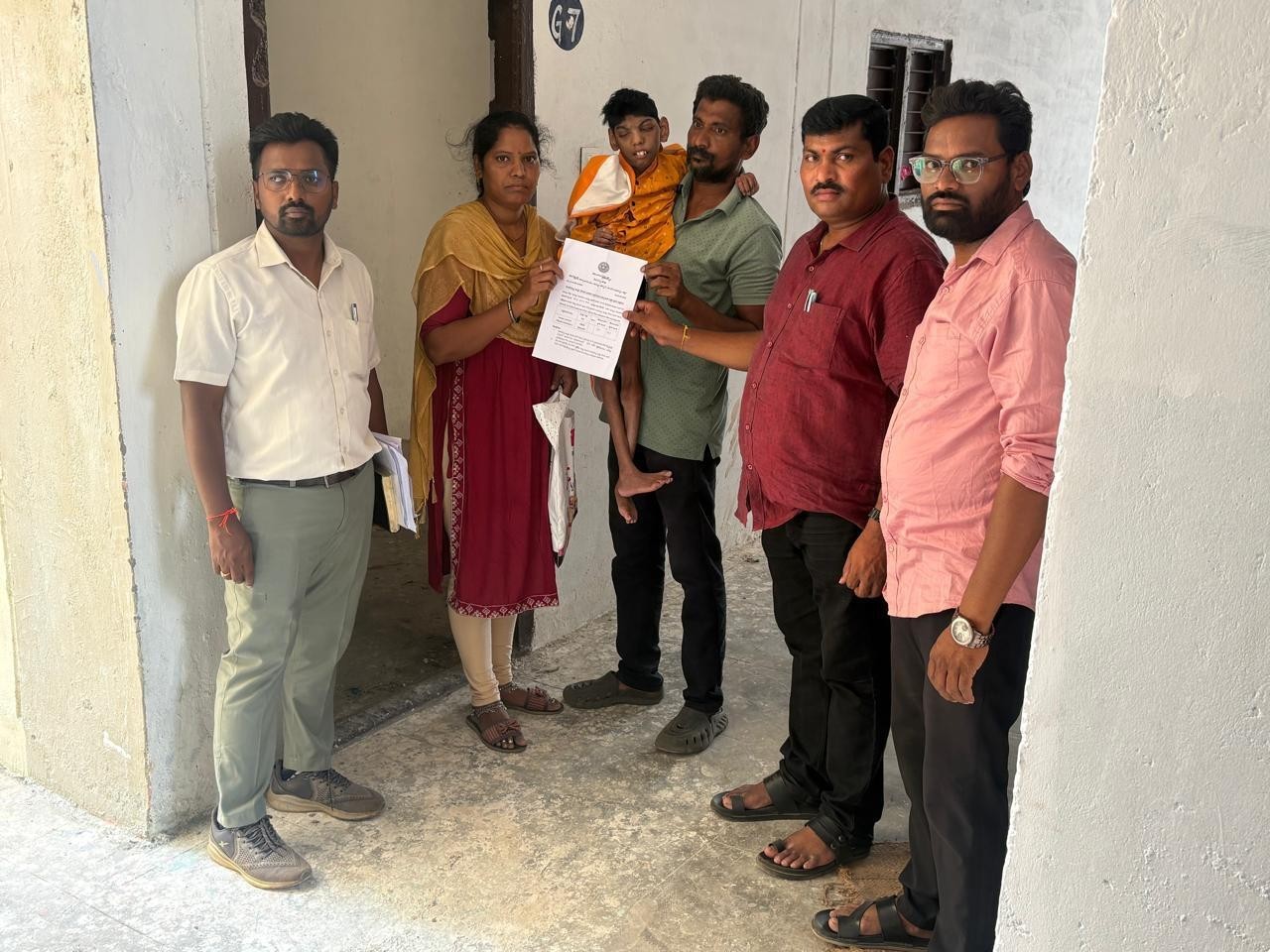 డబుల్ బెడ్ రూమ్ ఇల్లు కేటాయించాలని కలెక్టర్ ఆదేశం