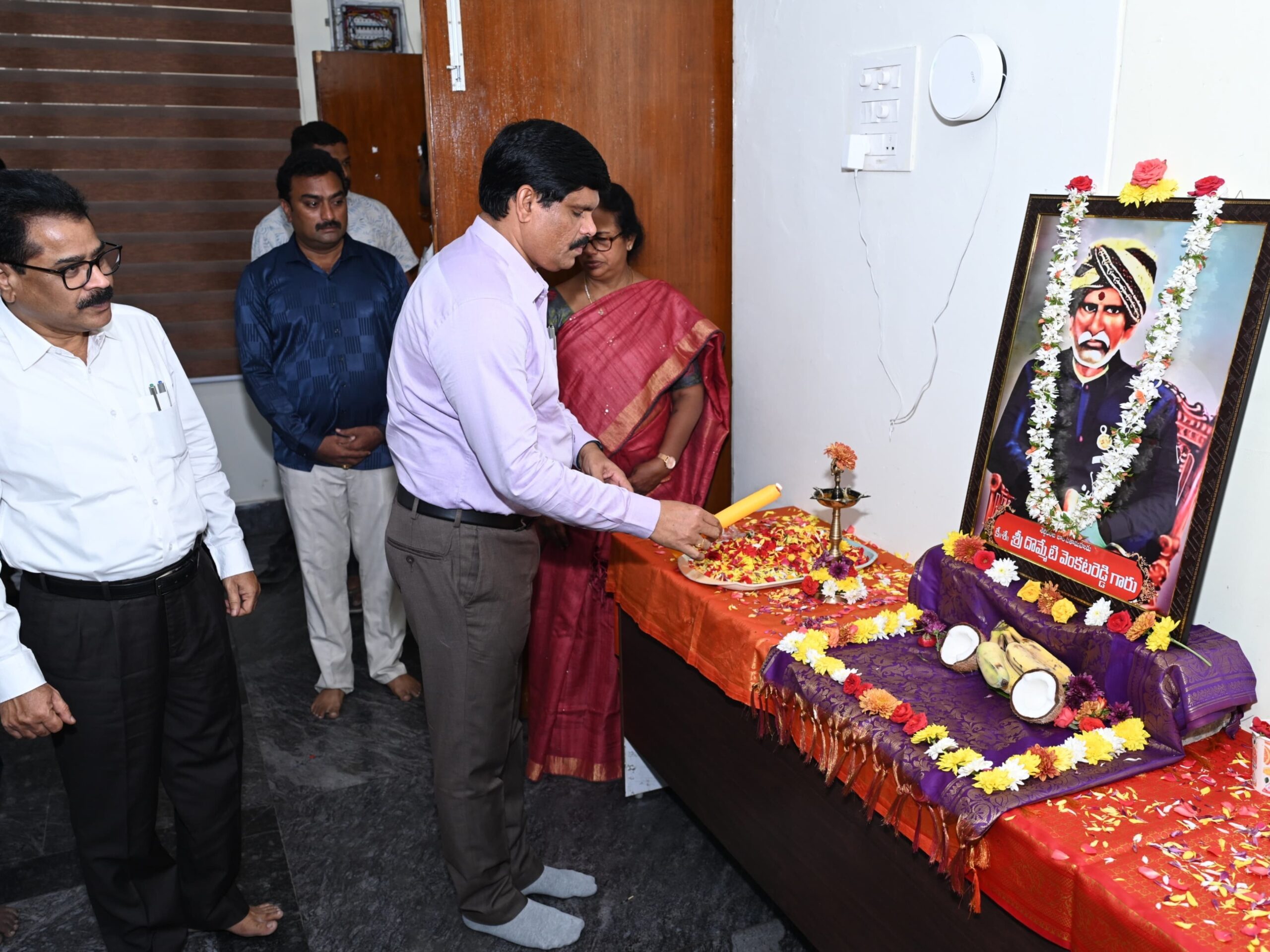 దొమ్మేటి వెంకటరెడ్డి జయంతి నివాళులు