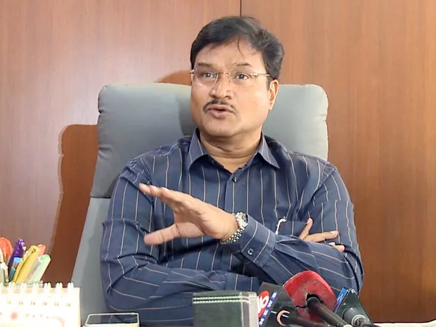 ఆక్రమణల చెరలో 16 శాతం జలాశయాలు: రంగనాథ్