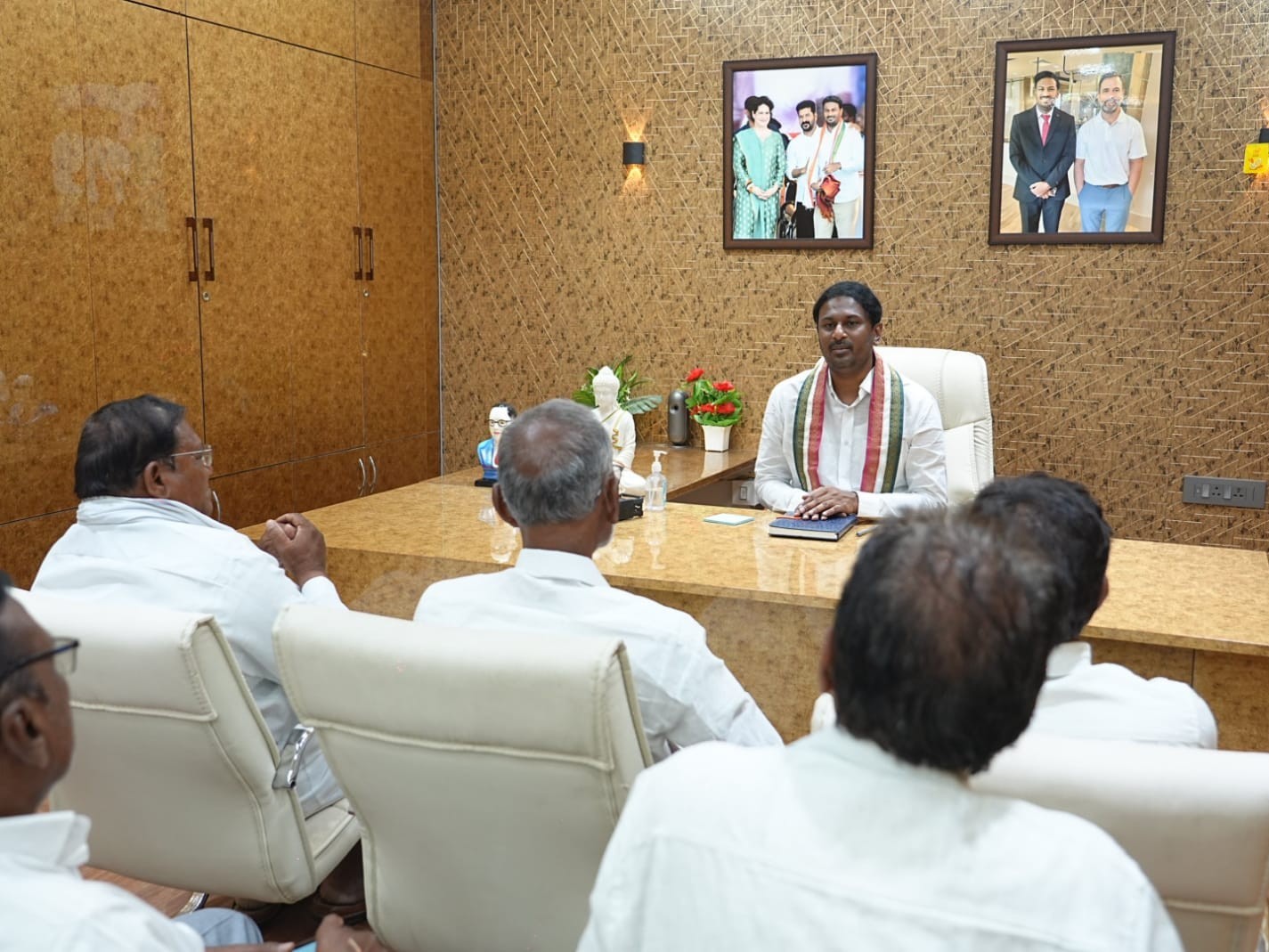 ‘ప్రజా సమస్యల పరిష్కారానికి కృషి చేయాలి’