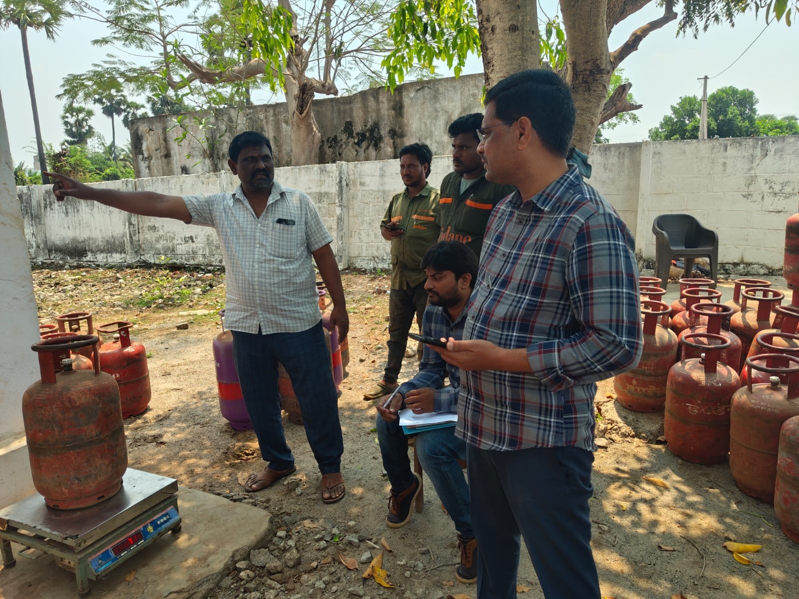 గ్యాస్ బరువు తగ్గుతోంది.. జాగ్రత్త..!