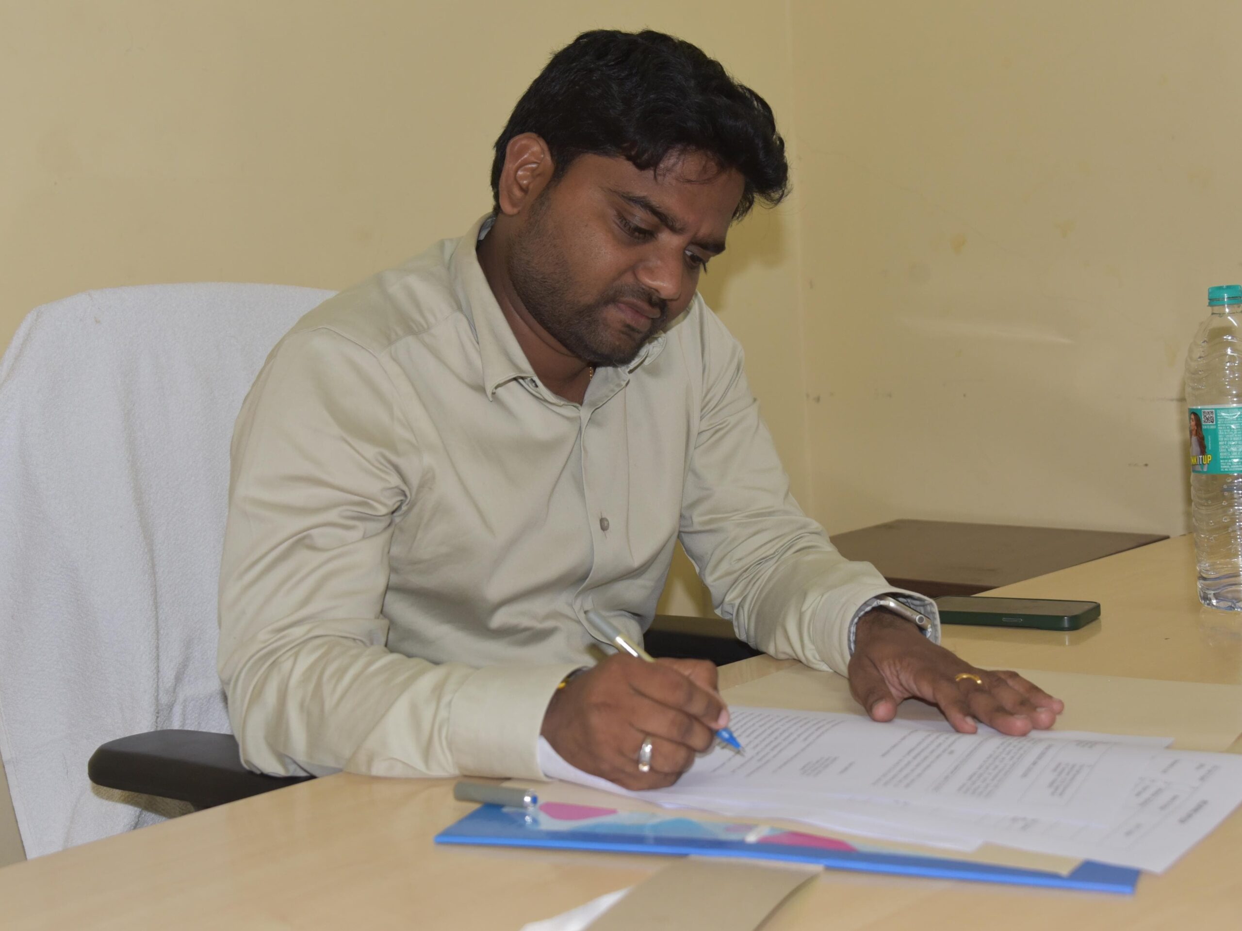 జిల్లా నూతన ఎస్డీసీగా శ్రీకర్ బాధ్యతలు