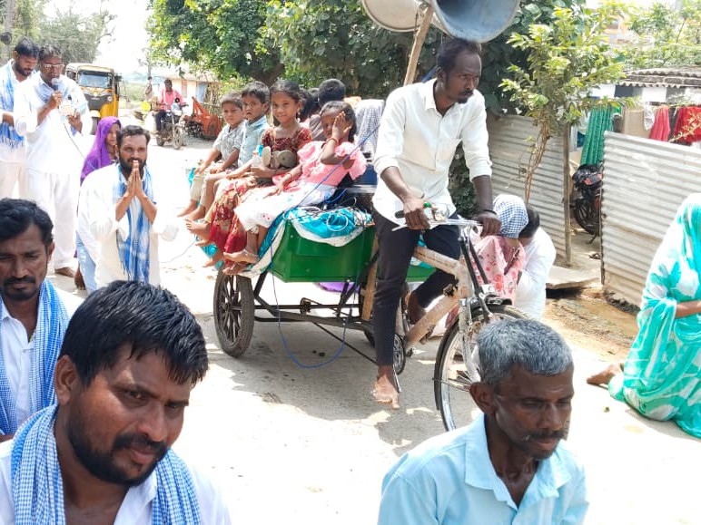 కొమ్మిరెడ్డిపల్లిలో శిలువ మార్గం వేడుకలు