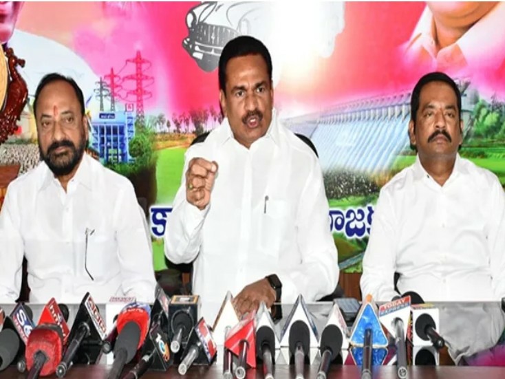 ‘అంకెల గారడీగా బడ్జెట్’
