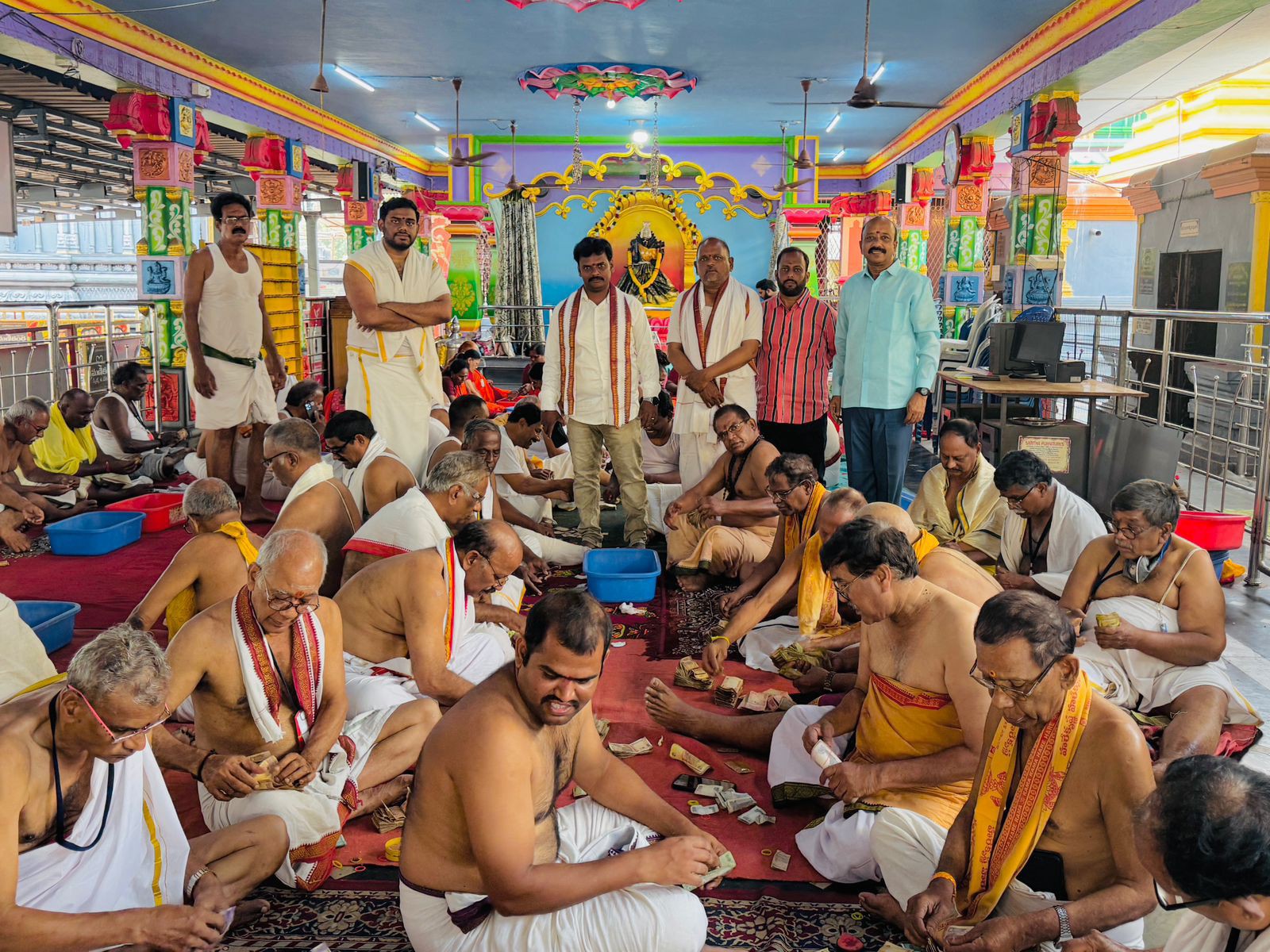 పోలమాంబ ఆలయంలో హుండీ లెక్కింపు