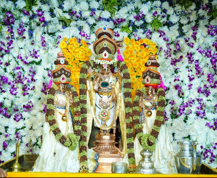 కదిరిలో వైభవంగా స్నపన తిరుమంజన సేవ