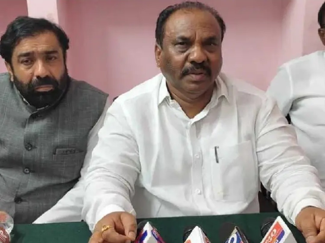 ‘ఆరు గ్యారంటీలను అమలు చేయాలి’