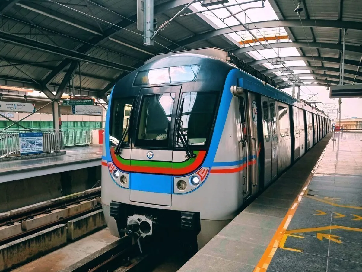 ప్రభుత్వం చేతికి మెట్రోరైలు సంస్థ..!