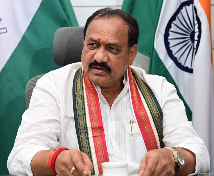 కాంగ్రెస్ పార్టీని వీడొద్దని కోరాం: మహేష్ గౌడ్