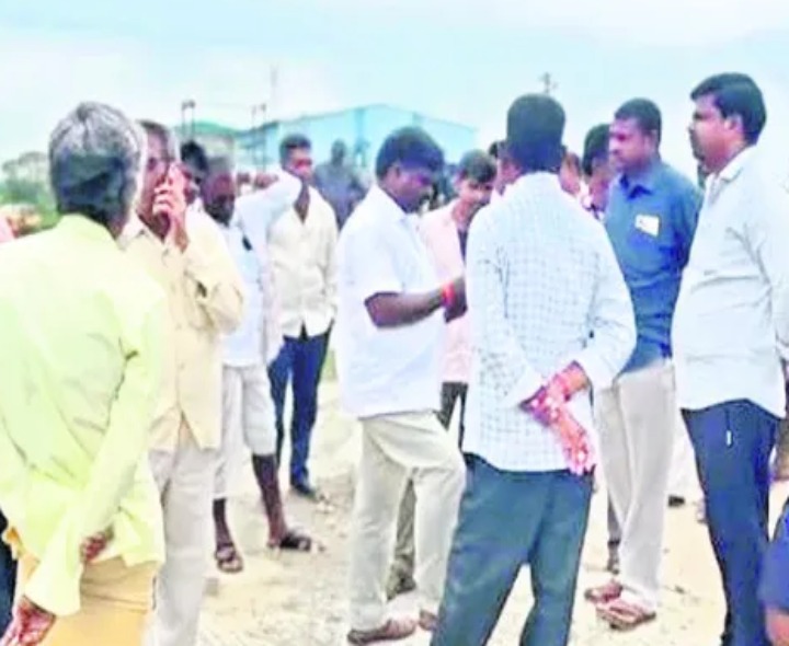 జలాశయం పనులు అడ్డగింత