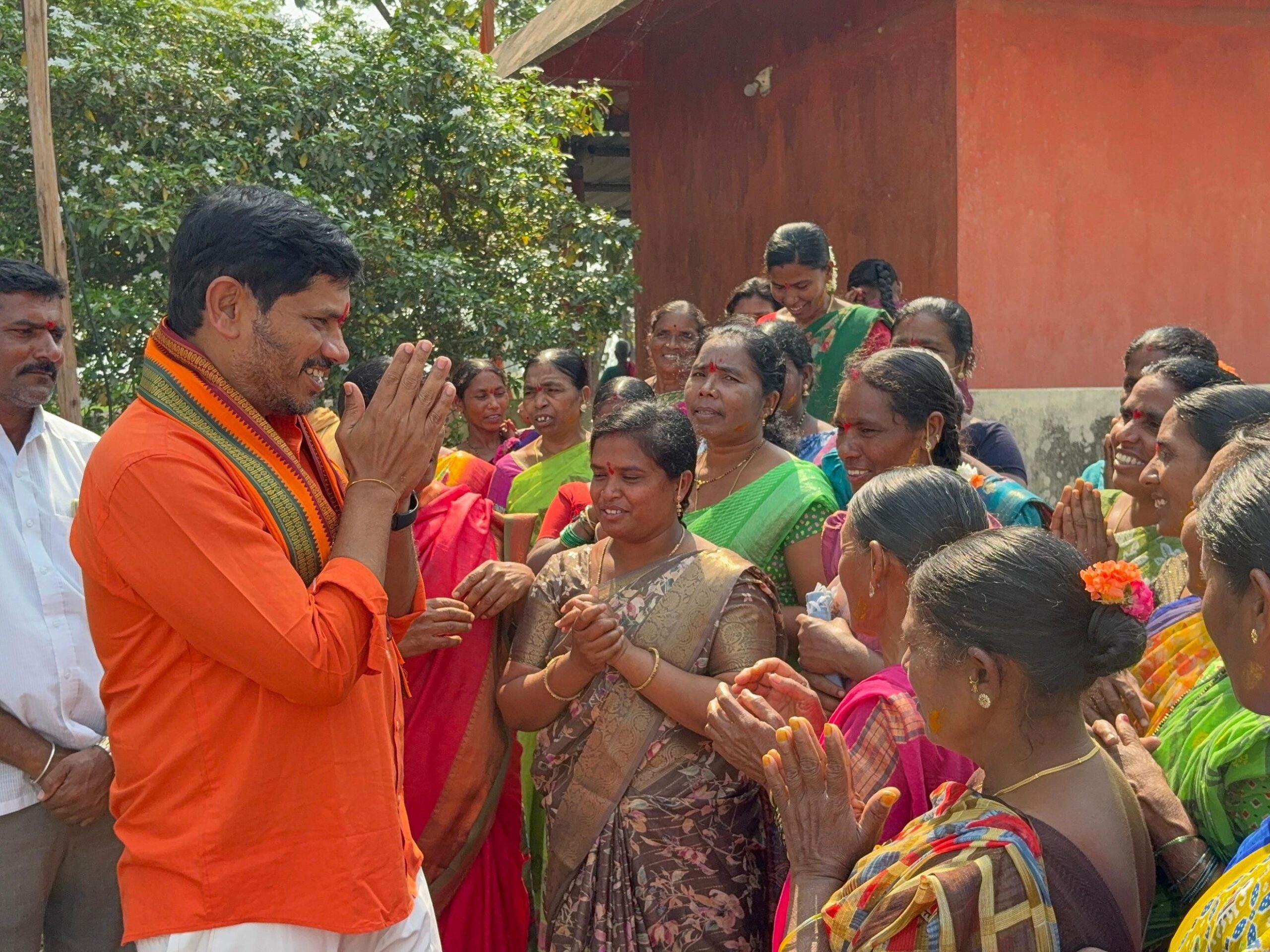 ‘సమస్యల పరిష్కారానికి కృషి చేస్తాం’