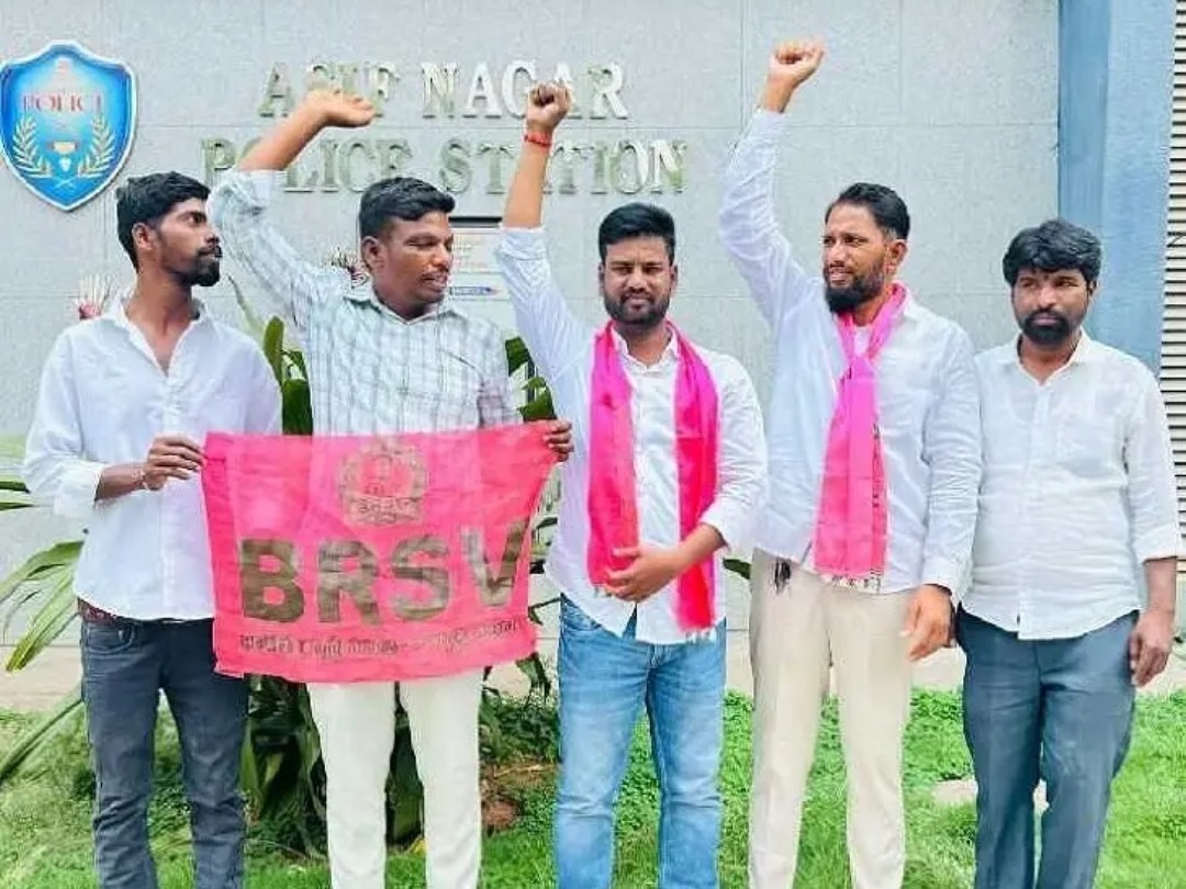 గద్వాల బీఆర్ఎస్వీ నేతల అరెస్ట్