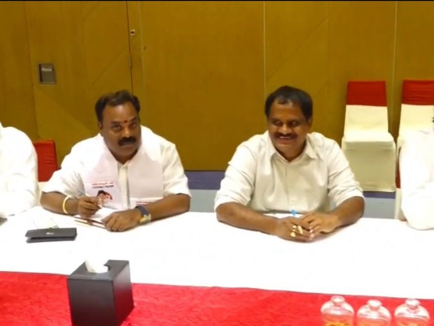 జనసేన శాసనసభాపక్ష సమావేశంలో ఎమ్మెల్యే బత్తుల