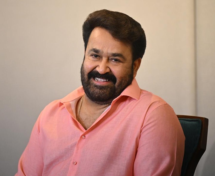 హైకోర్టును ఆశ్రయించిన మోహన్ లాల్