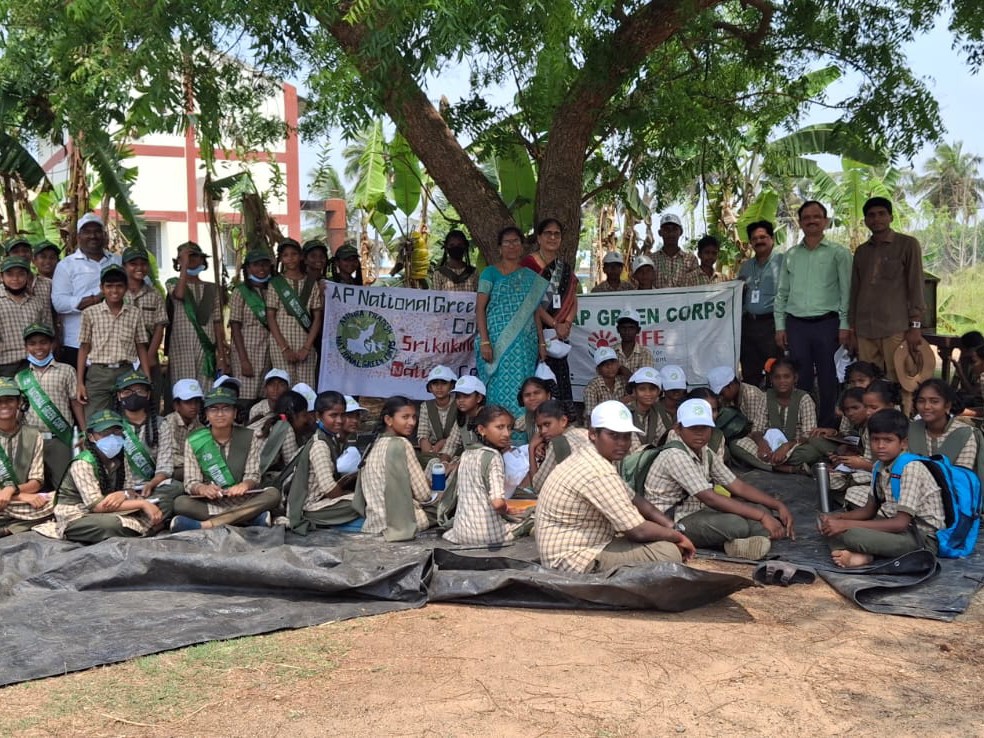 ప్రకృతిపై విద్యార్థులకు అవగాహన