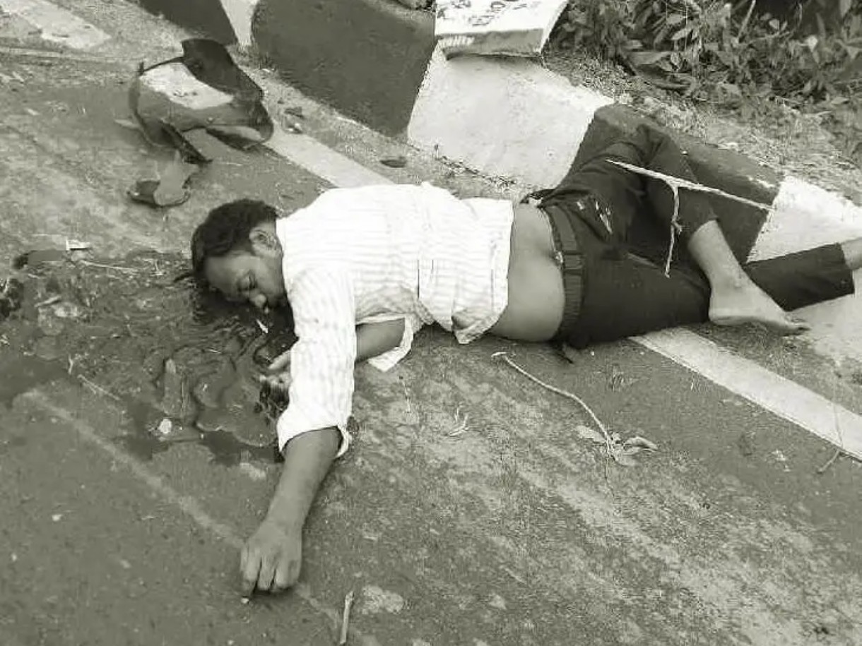 రోడ్డు ప్రమాదంలో ఒకరు దుర్మరణం