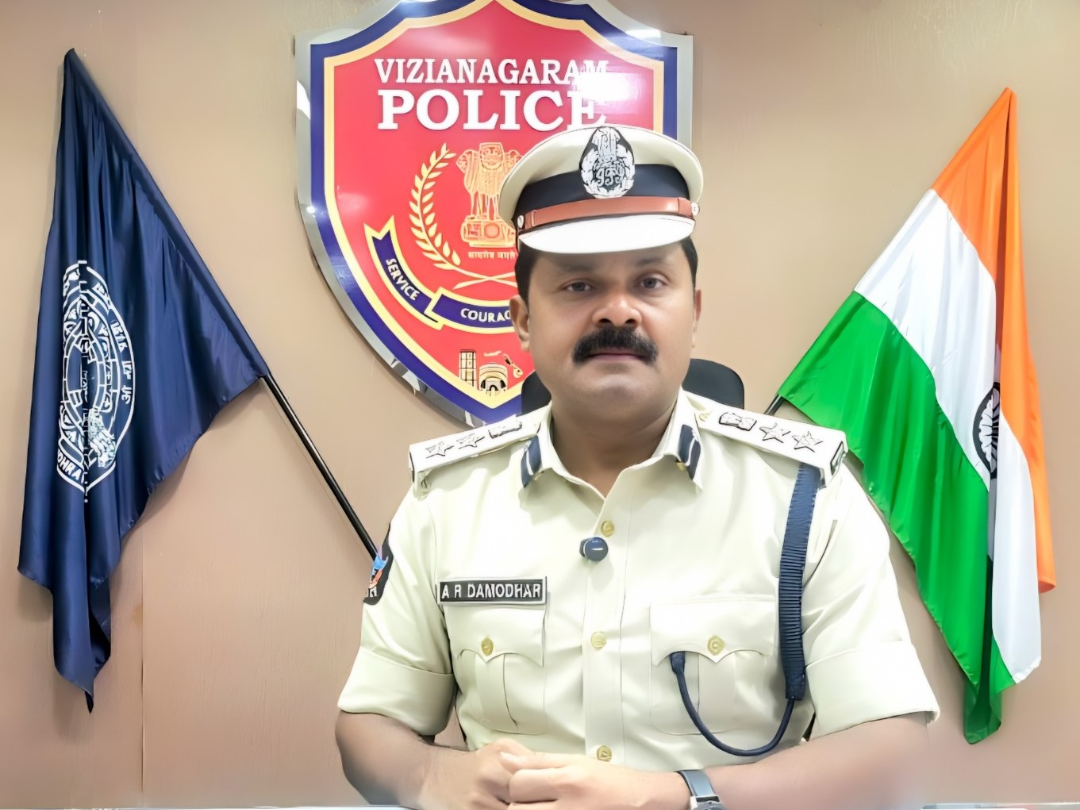 ప్రత్యేక డ్రైవ్ చేపట్టాలి: ఎస్పీ