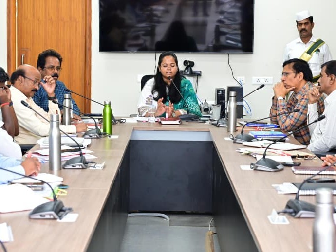 సమ్మర్ యాక్షన్ ప్లాన్ సిద్ధం చేయండి: కలెక్టర్