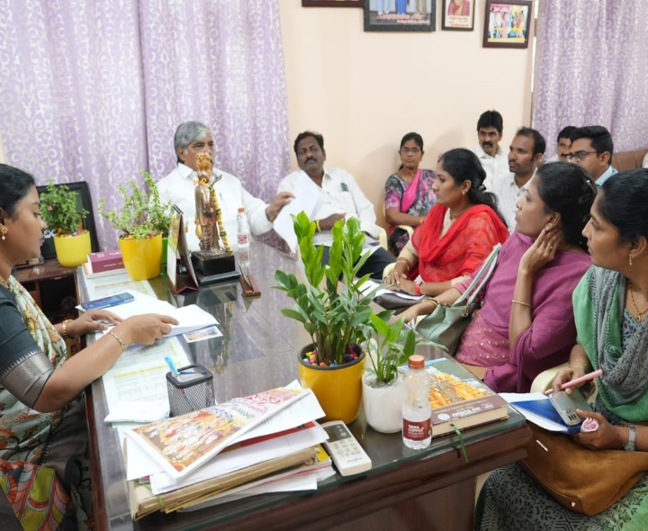 NSP అధికారులతో సమీక్ష నిర్వహించిన ఎమ్మెల్యే సౌమ్య