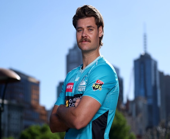 CSKలోకి ఆసీస్ స్పీడ్‌స్టర్