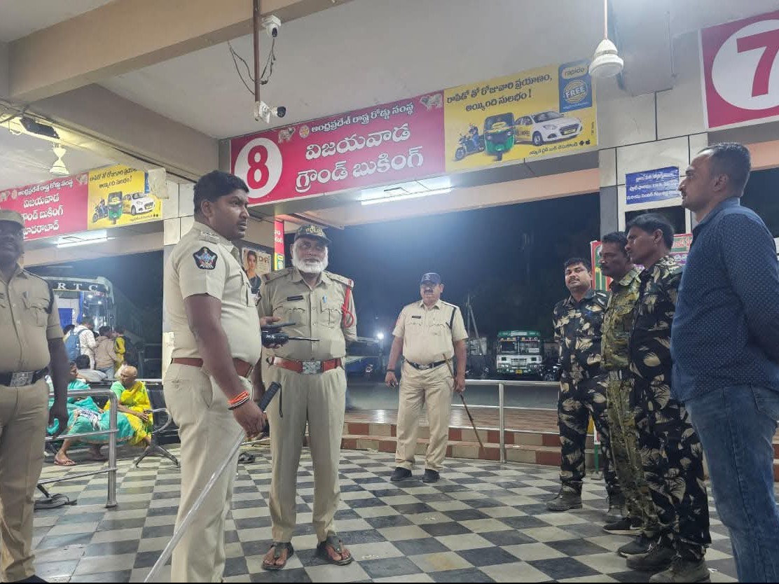 ప్రకాశం జిల్లాలో కట్టుదిట్టమైన పోలీస్ తనిఖీలు