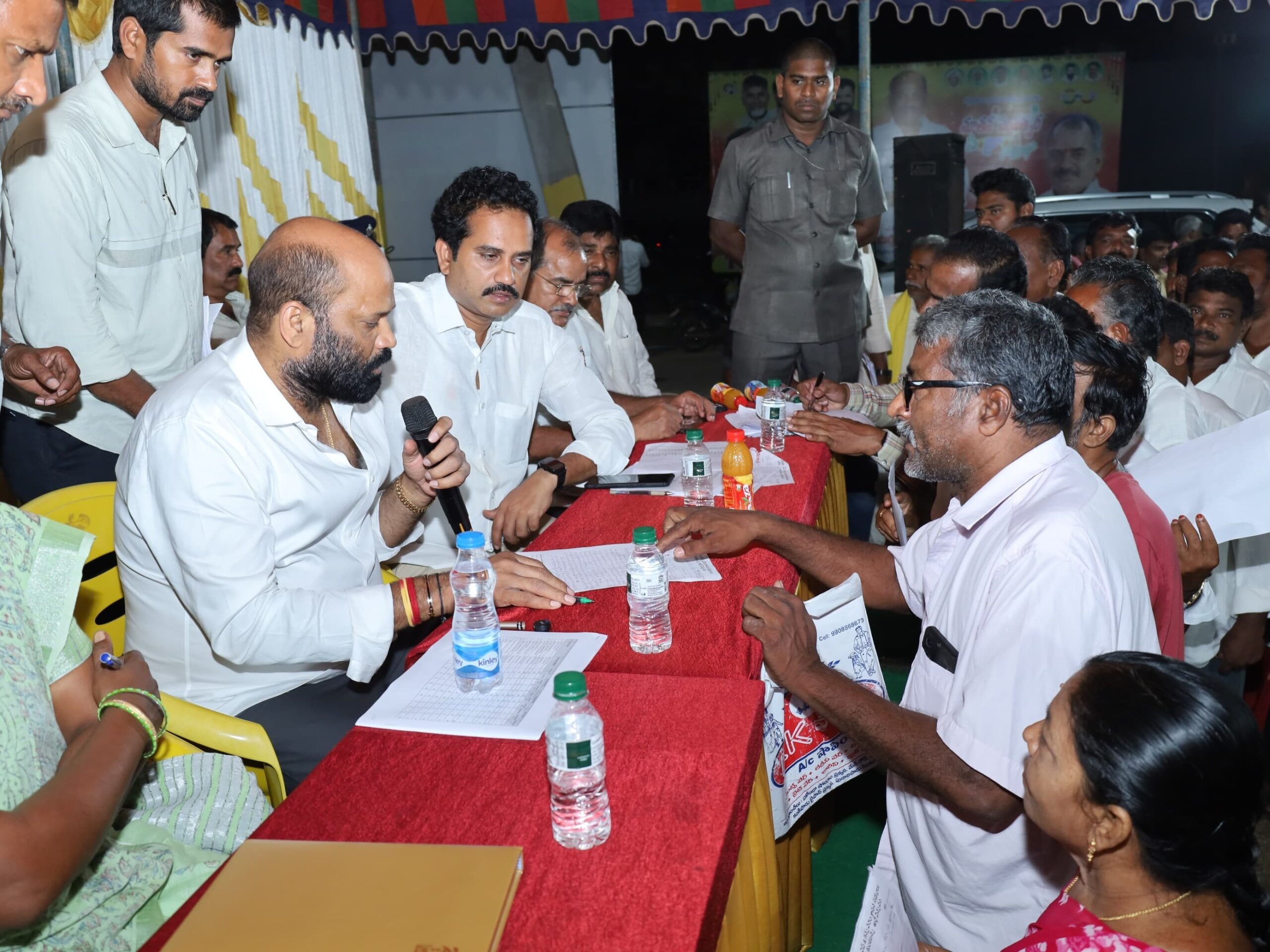 ప్రజా దర్బార్‌లో పాల్గొన్న ఎమ్మెల్యే