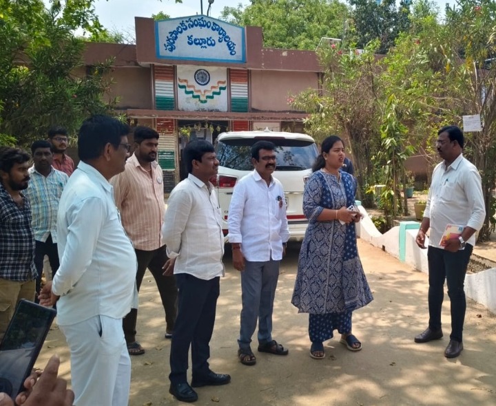 కల్లూరు మున్సిపాలిటీనీ తనిఖీ చేసిన అదనపు కలెక్టర్