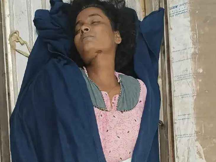 గాజువాకలో వివాహిత ఆత్మహత్య