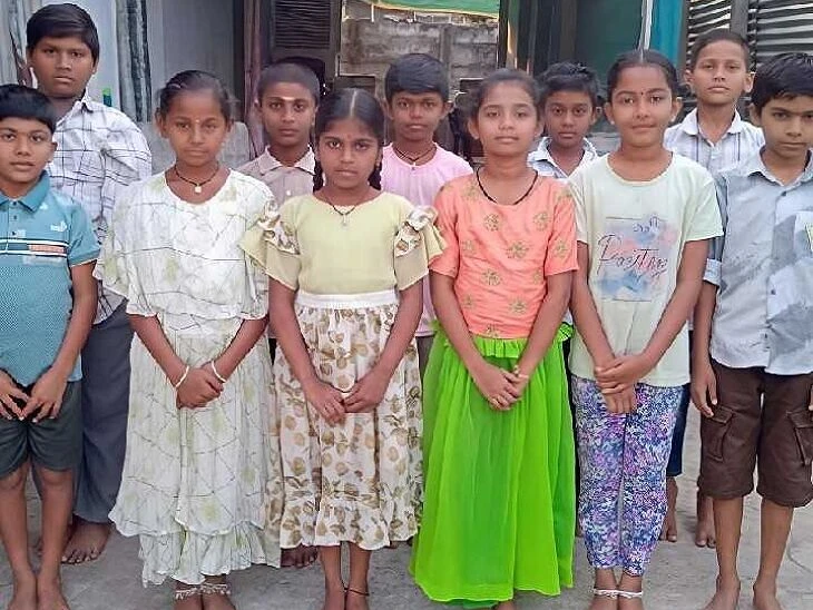 ఒకే పాఠశాల నుంచి 11 మందికి గురుకుల సీట్లు