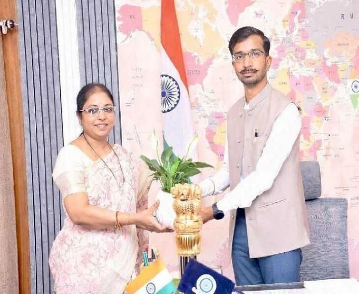 రేపల్లె ఆర్డీవోగా బాధ్యతలు స్వీకరించిన శ్రీదేవి