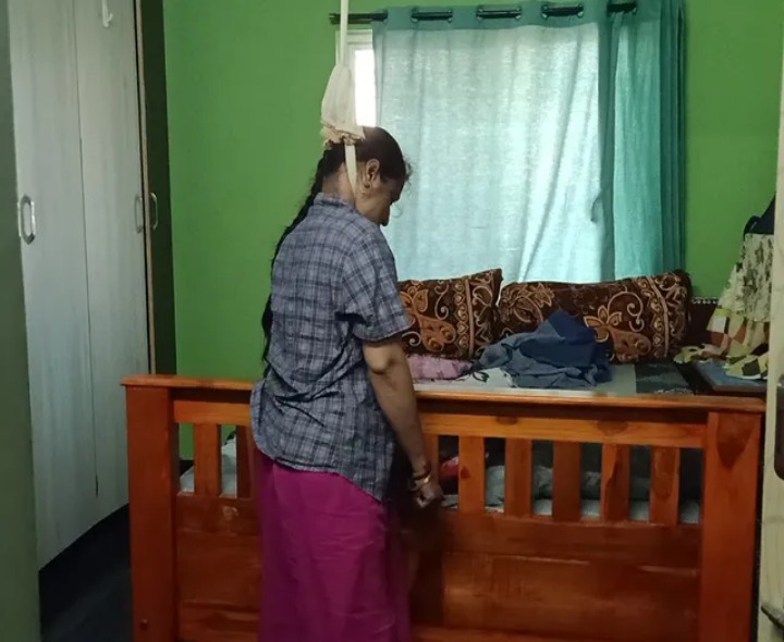 ధర్మవరంలో సీఐ భార్య సూసైడ్