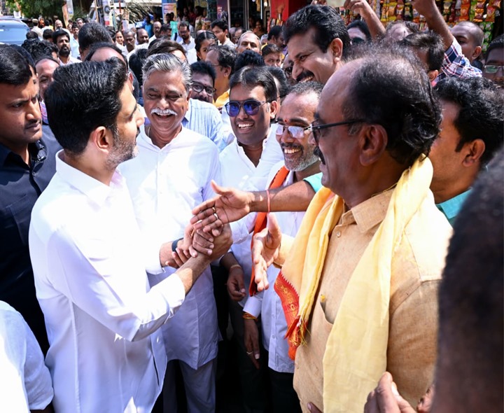 రామాలయ పునఃప్రతిష్ట మహోత్సవంలో లోకేష్